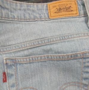 Levi's 515 size 24 capris